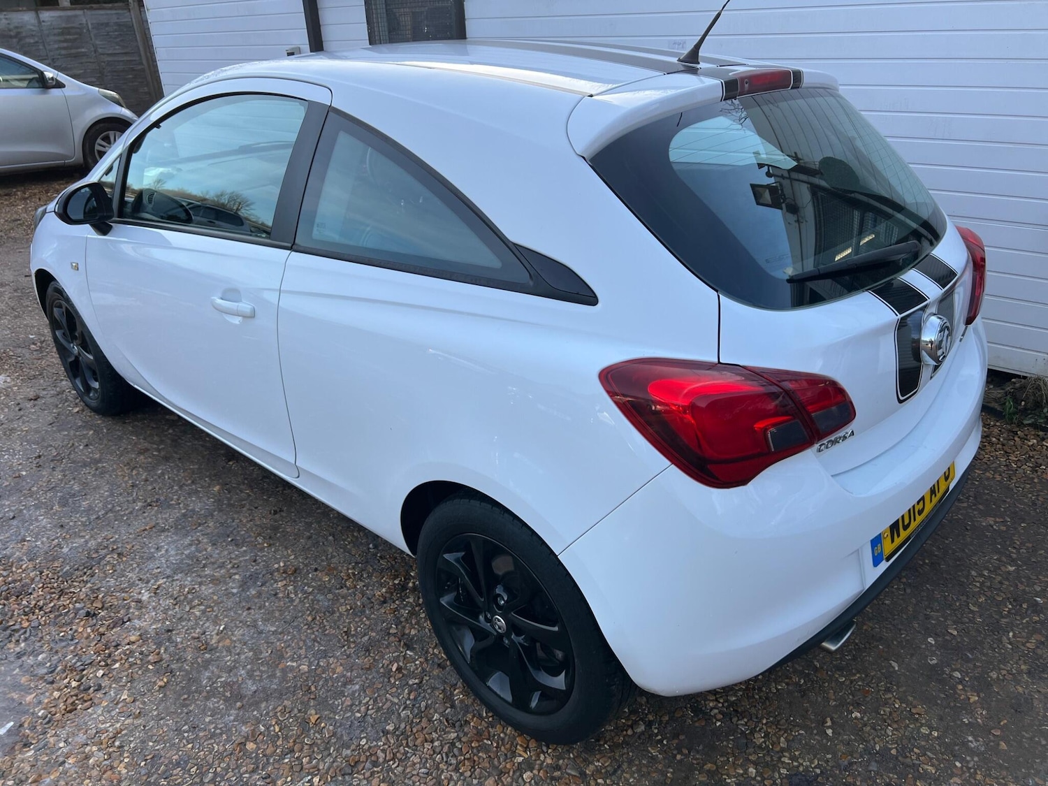 Used Vauxhall Corsa 2015 for sale - 77143880: Photo 4