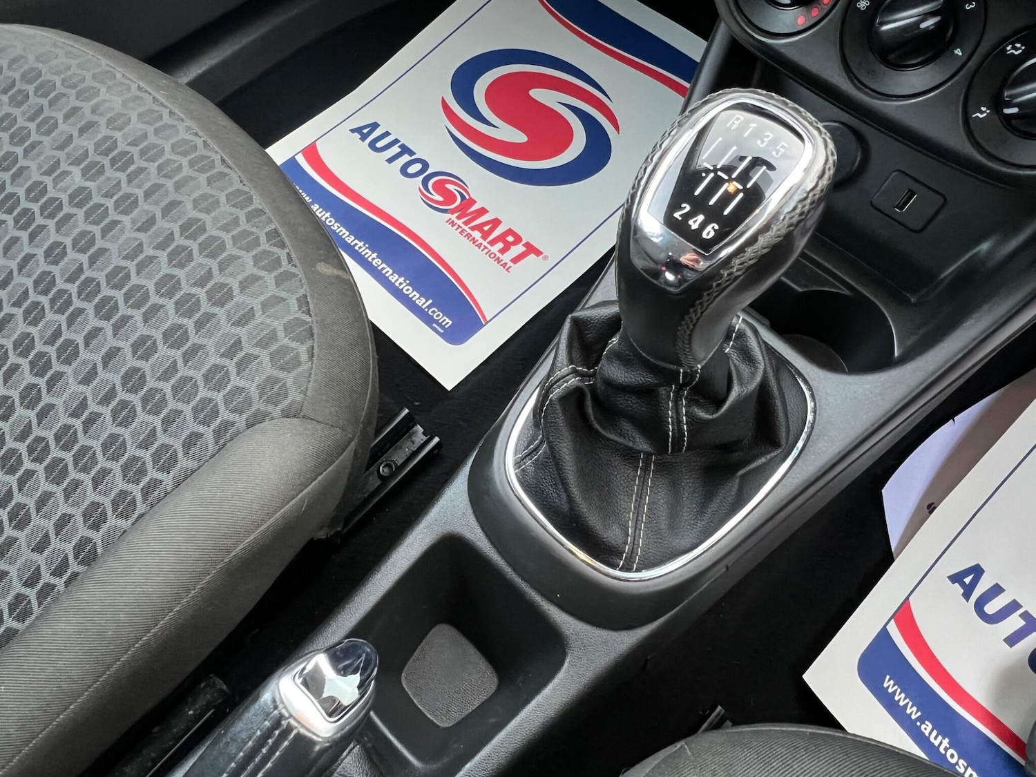 Used Vauxhall Corsa 2015 for sale - 77143880: Photo 9