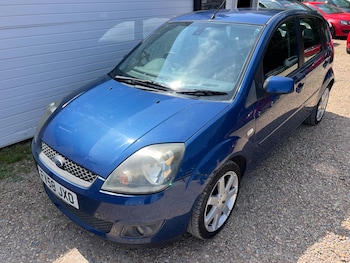 Used Ford Fiesta 2009 for sale - 75153424: Photo
