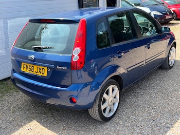 Used Ford Fiesta 2009 for sale - 75153424: Photo