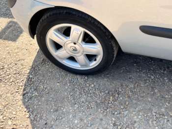 Used Renault Clio 2003 for sale - 74520544: Photo