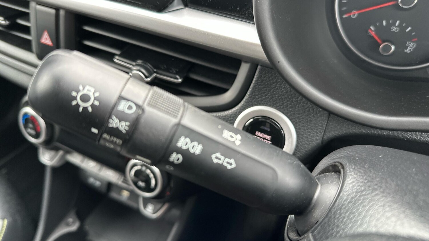 Used Kia Picanto 2023 for sale - 76633802: Photo 15