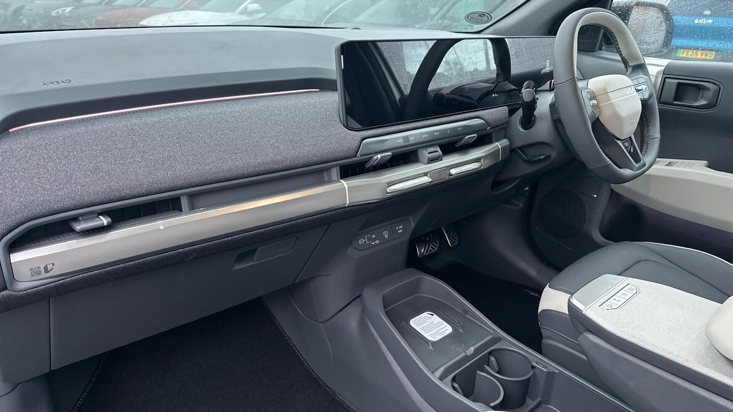 Used Kia EV3 2026 for sale - 77305540: Photo 3