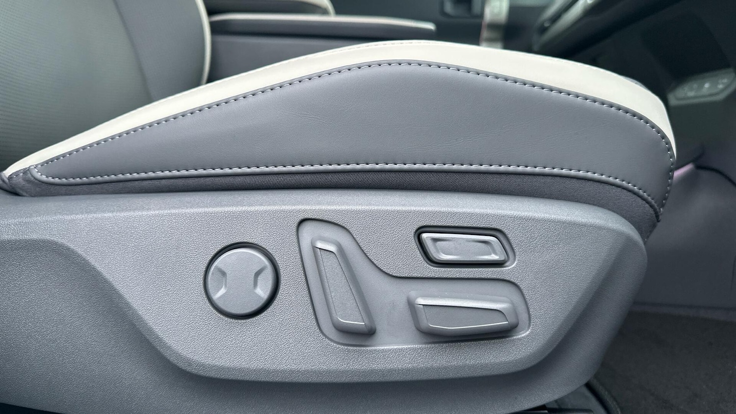 Used Kia EV3 2026 for sale - 77305540: Photo 31