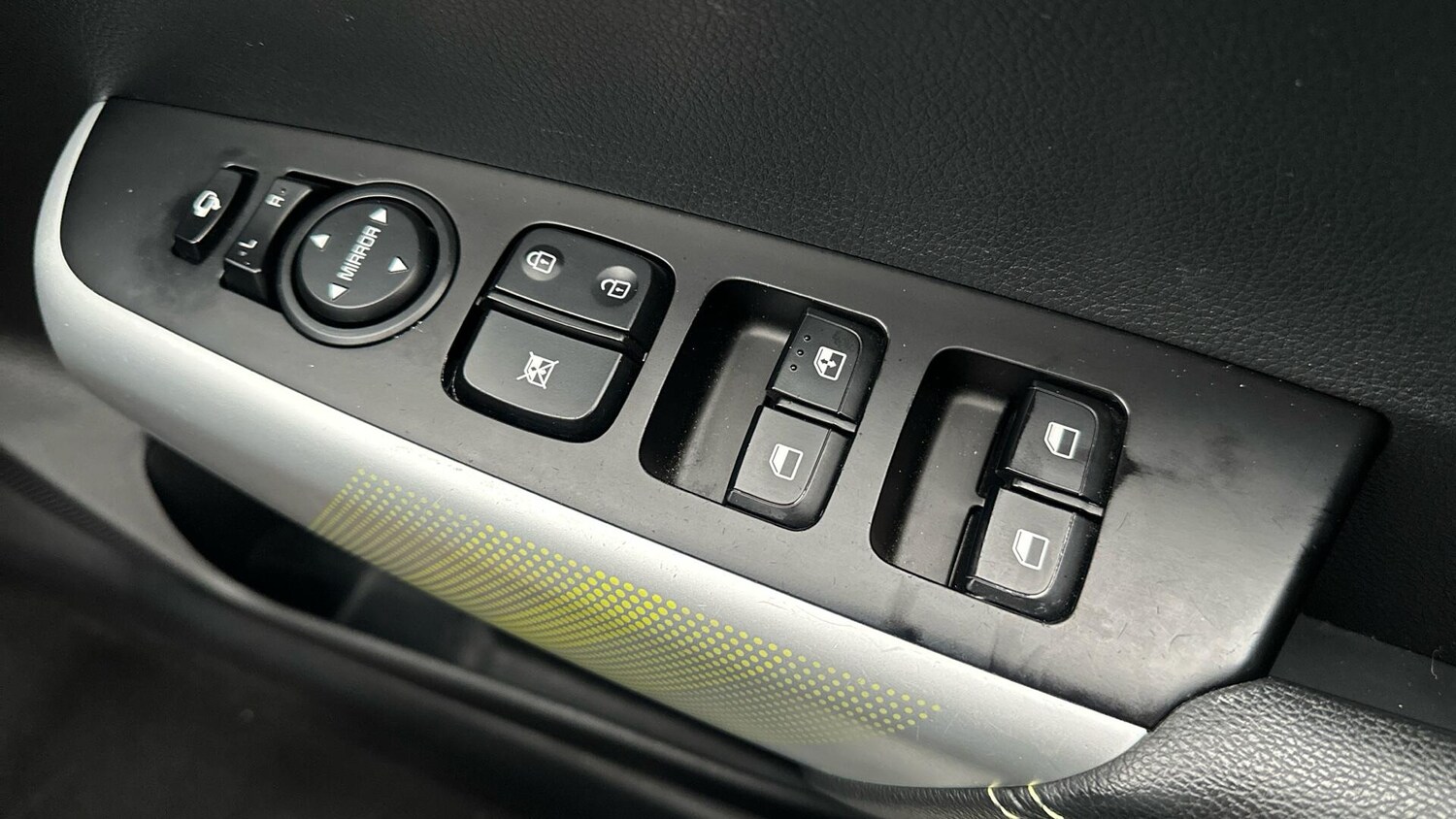 Used Kia Picanto 2023 for sale - 77673176: Photo 17