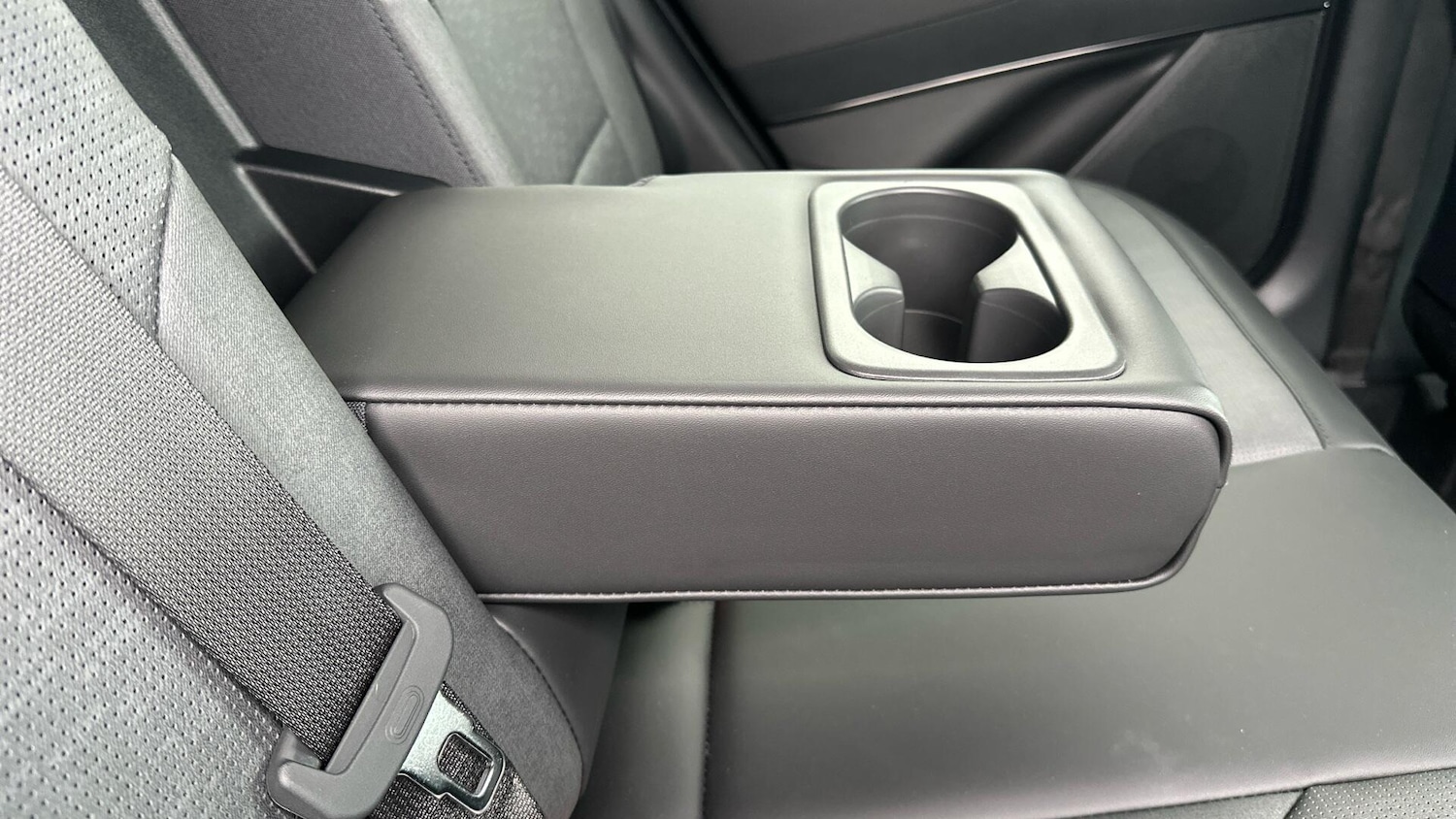 Used Kia Niro 2025 for sale - 76337692: Photo 30