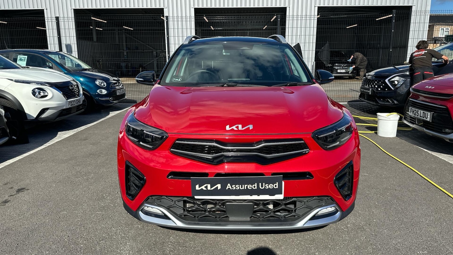 Used Kia Stonic 2023 for sale - 76337143: Photo 33