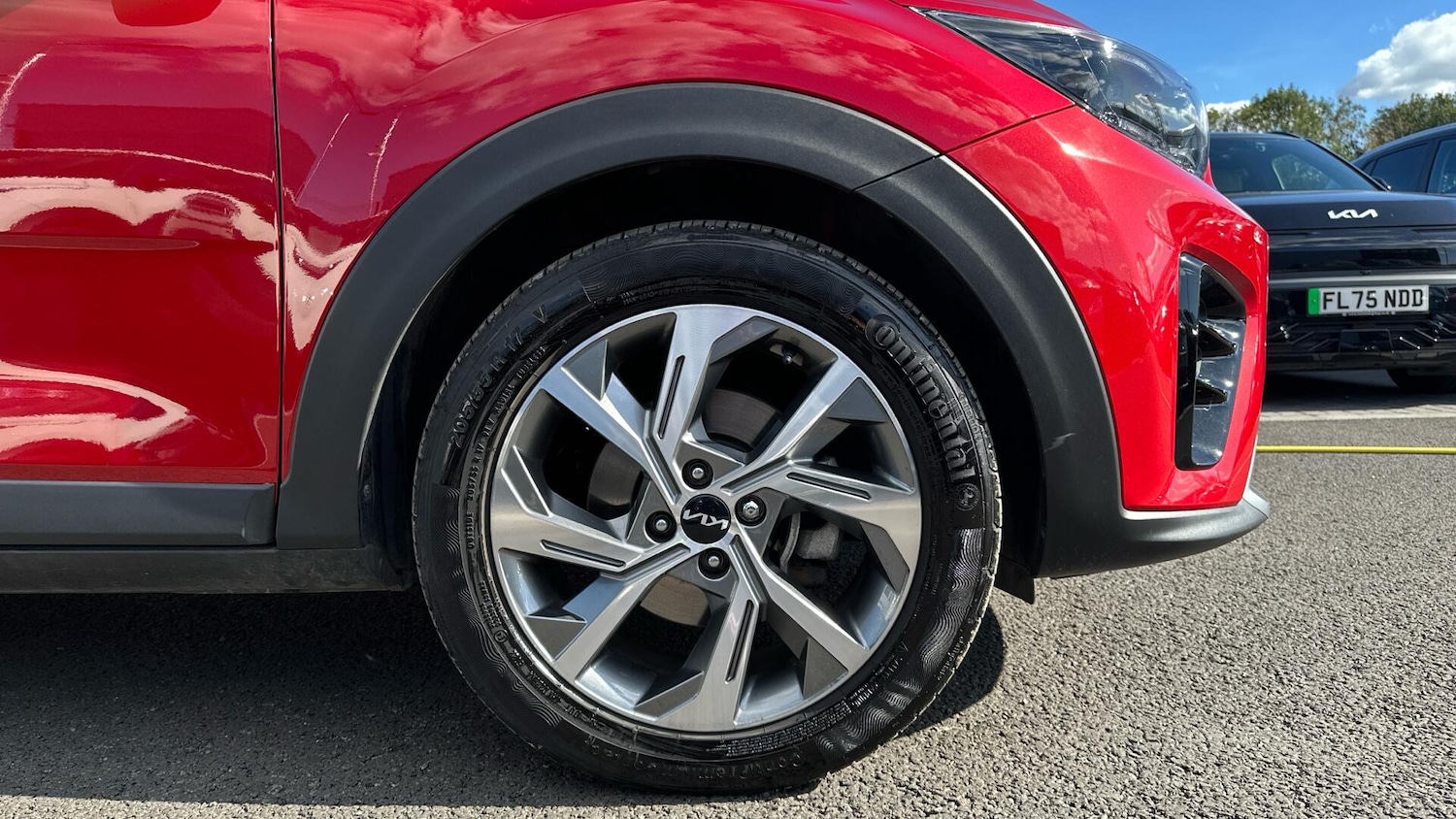 Used Kia Stonic 2023 for sale - 76337143: Photo 5