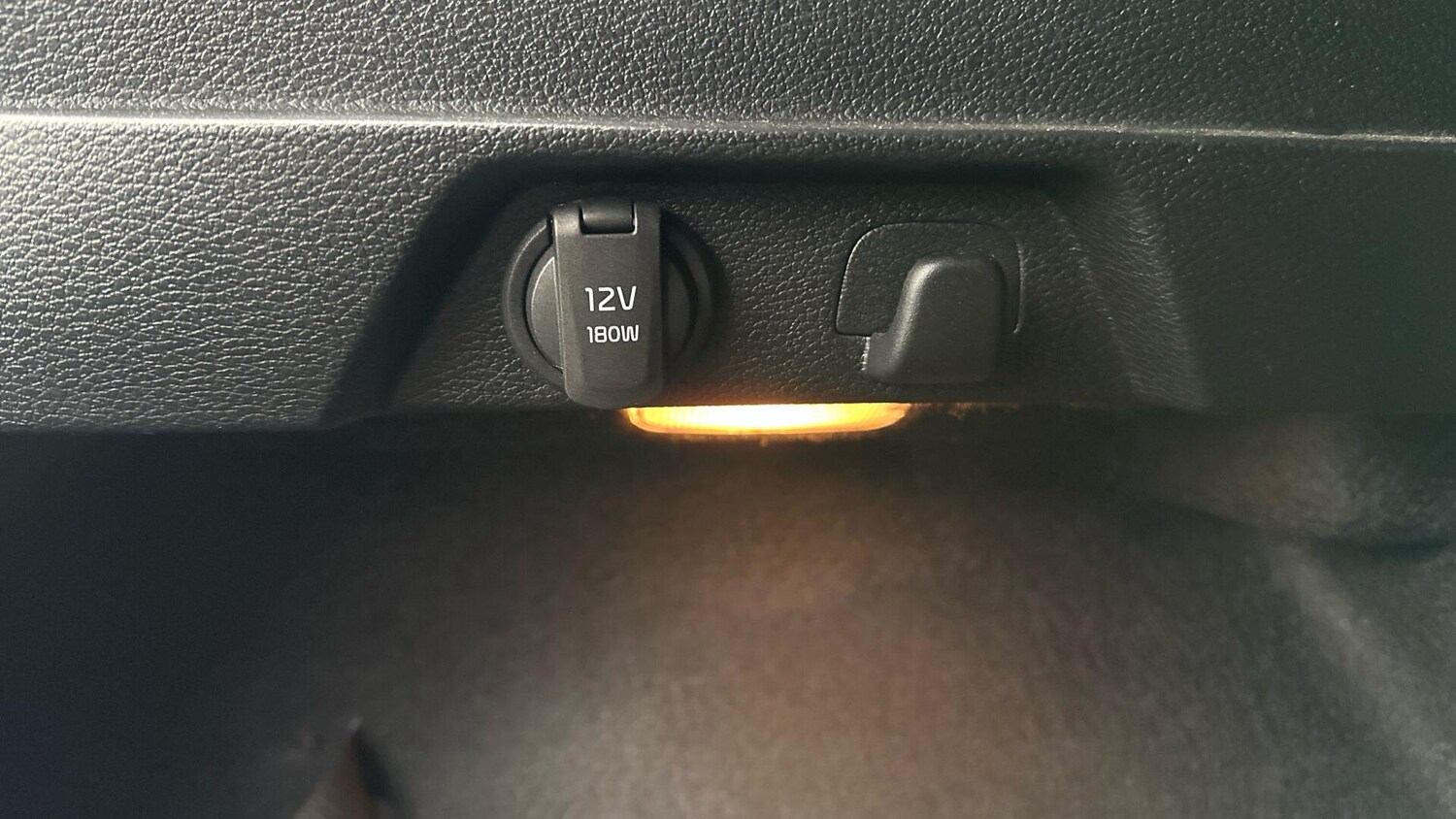 Used Kia XCeed 2022 for sale - 77673173: Photo 32