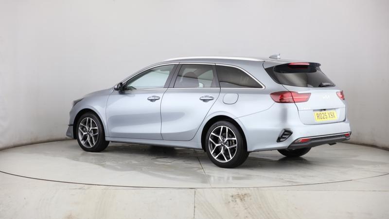 Used Kia Ceed 2025 for sale - 77156469: Photo 2