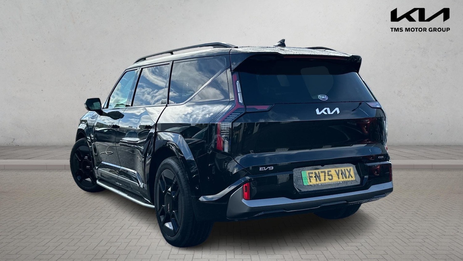 Used Kia EV9 2025 for sale - 76584932: Photo 2