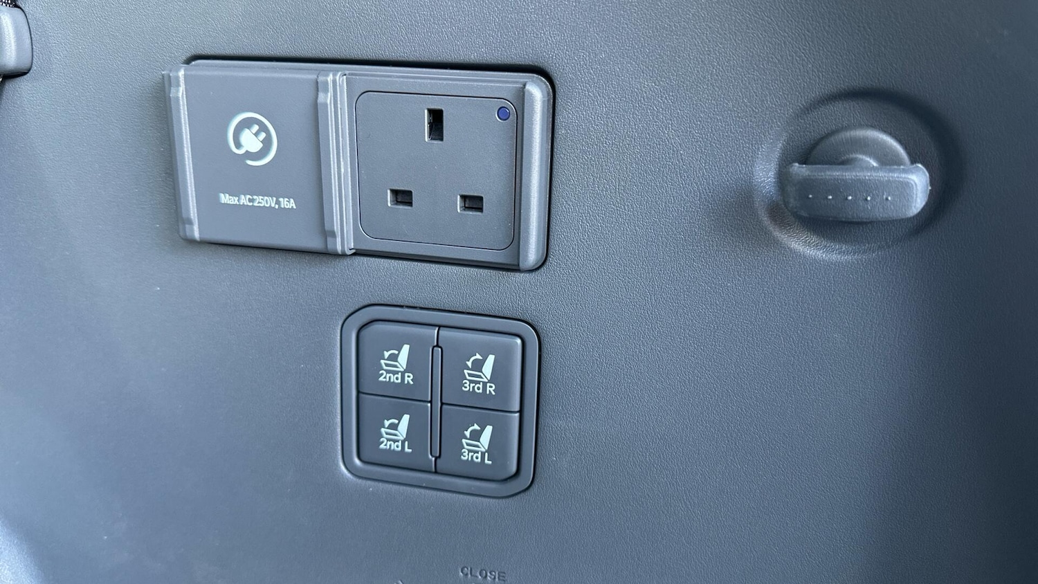 Used Kia EV9 2025 for sale - 76584932: Photo 41