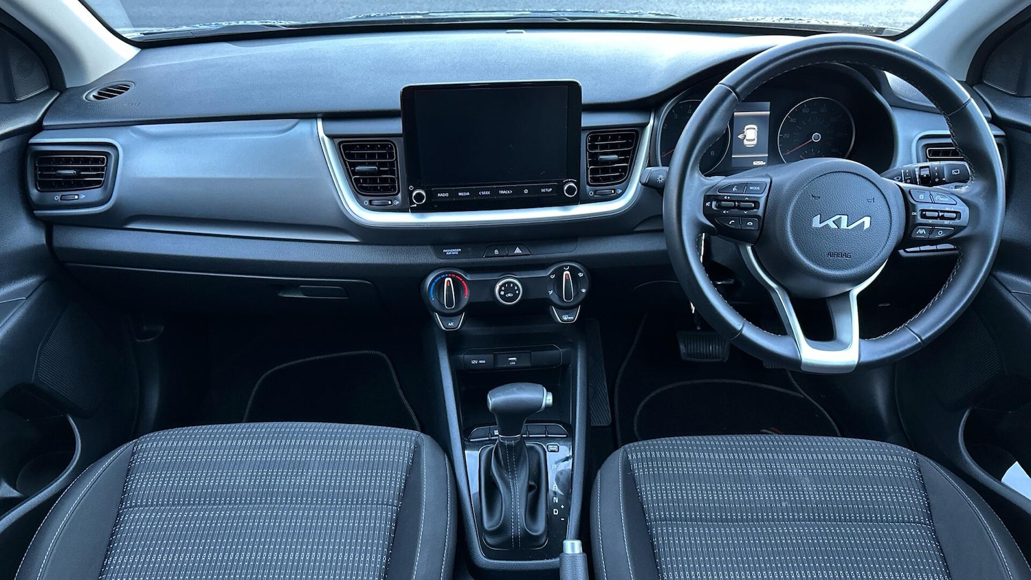 Used Kia Stonic 2022 for sale - 76337745: Photo 6