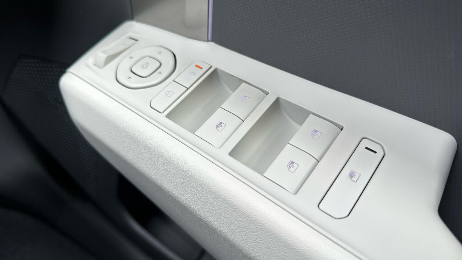 Used Kia EV3 for sale - 78204688: Photo 42