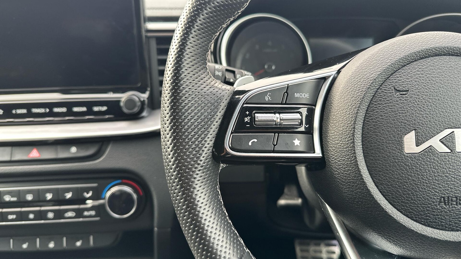 Used Kia Ceed 2025 for sale - 76472471: Photo 13