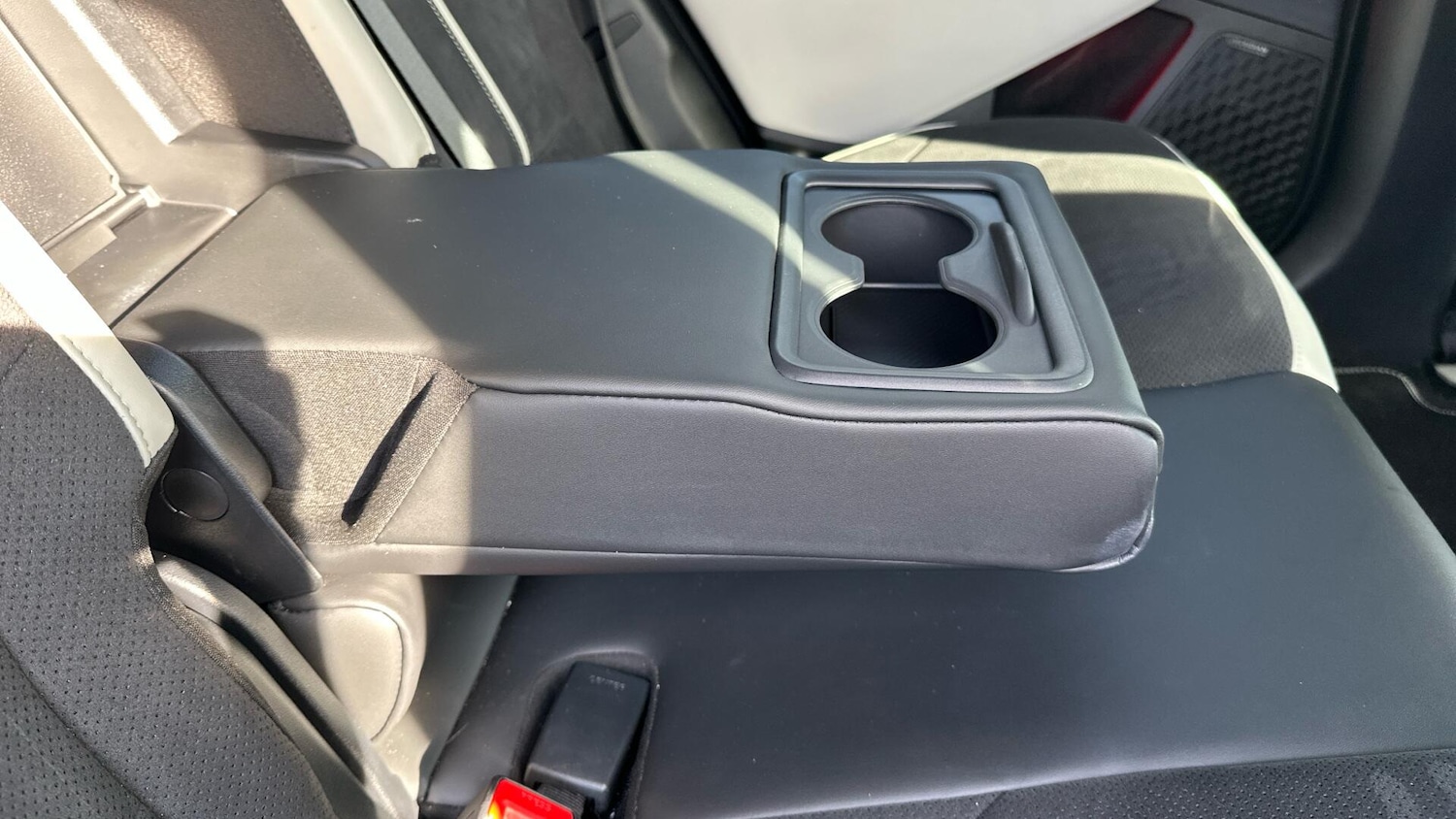 Used Kia EV6 2024 for sale - 76337512: Photo 34