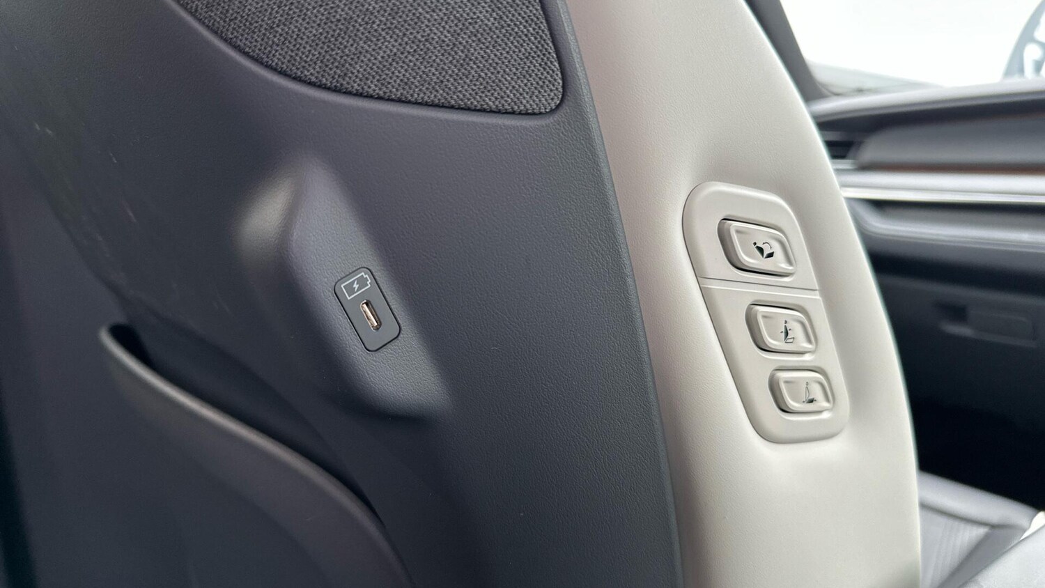 Used Kia EV9 2025 for sale - 76656994: Photo 37