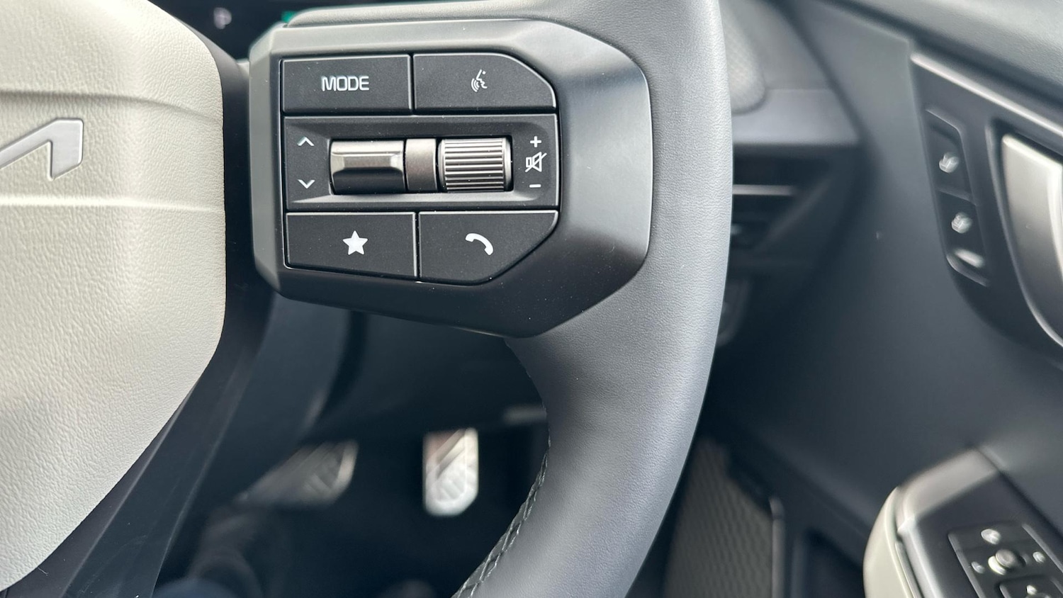 Used Kia EV6 2025 for sale - 76607445: Photo 30