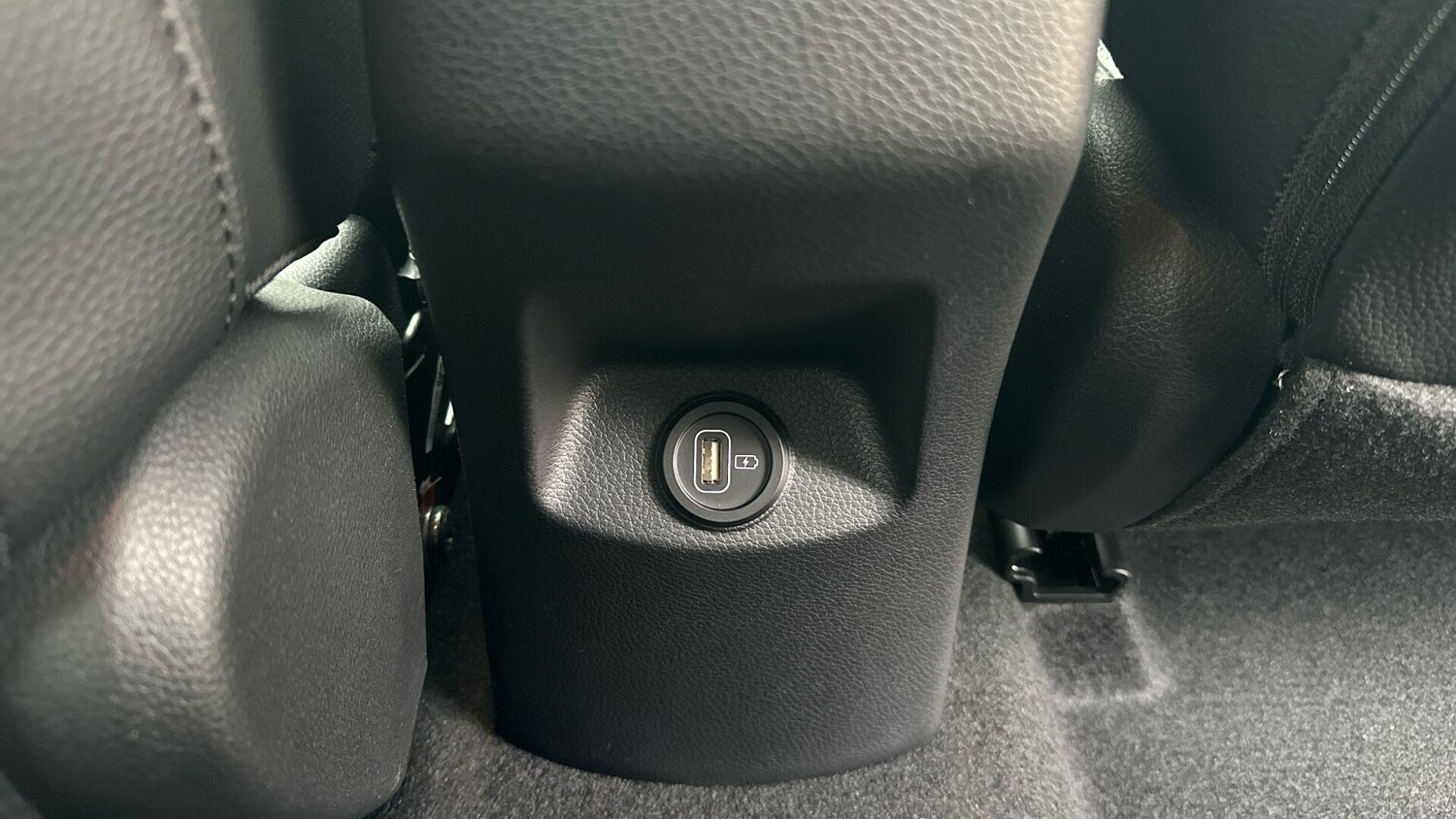 Used Kia Stonic 2025 for sale - 76337044: Photo 26