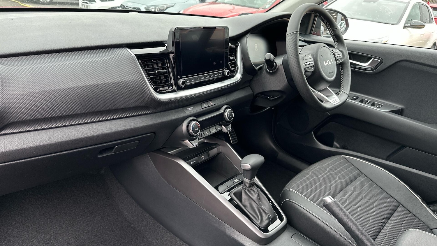 Used Kia Stonic 2025 for sale - 76337044: Photo 3