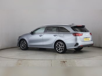 Used Kia Ceed 2025 for sale - 78935042: Photo