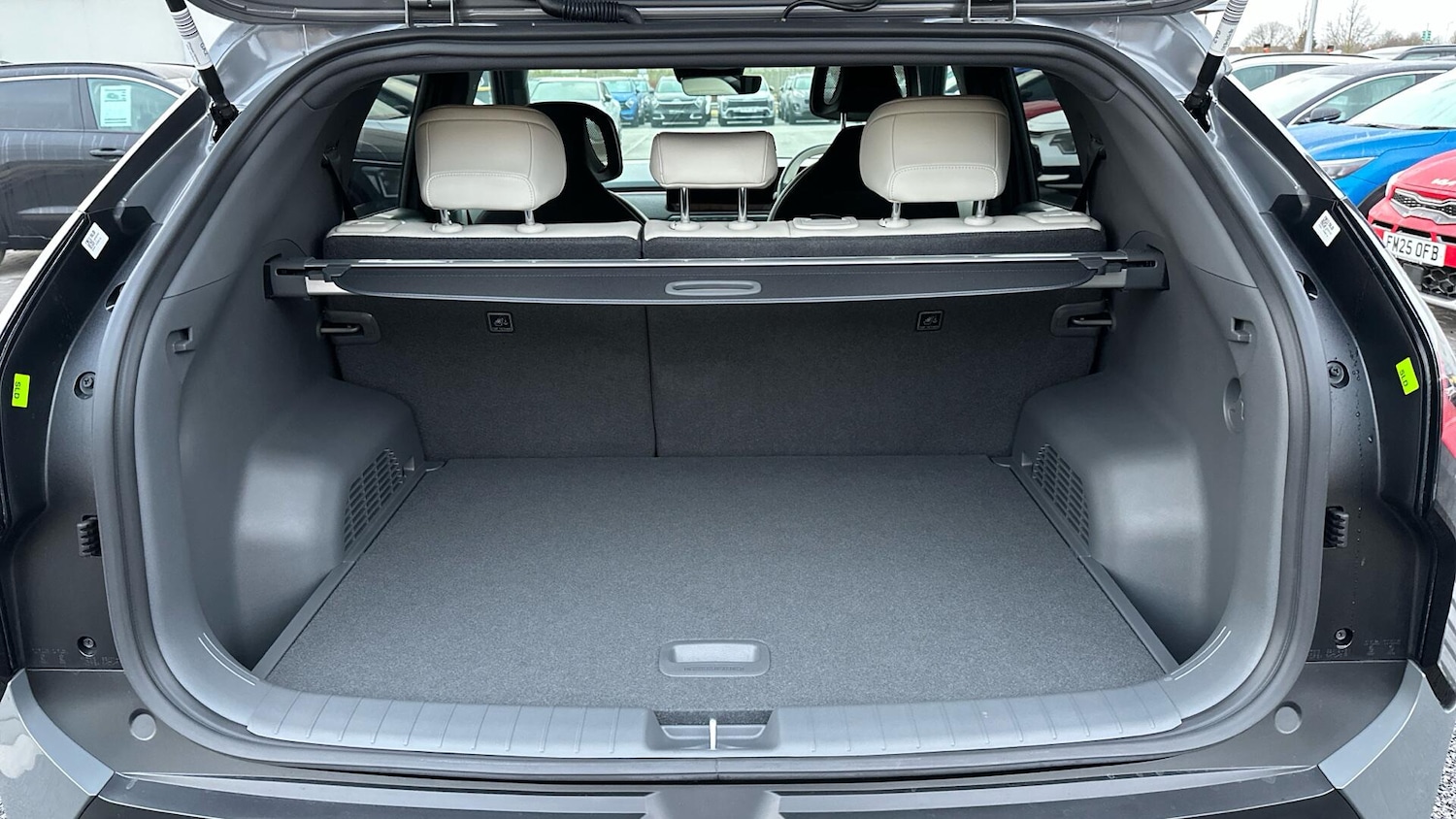 Used Kia EV3 2026 for sale - 77305550: Photo 8