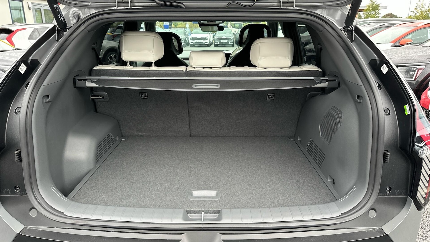 Used Kia EV3 2025 for sale - 76561678: Photo 8