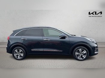 Used Kia Niro 2020 for sale - 77497073: Photo