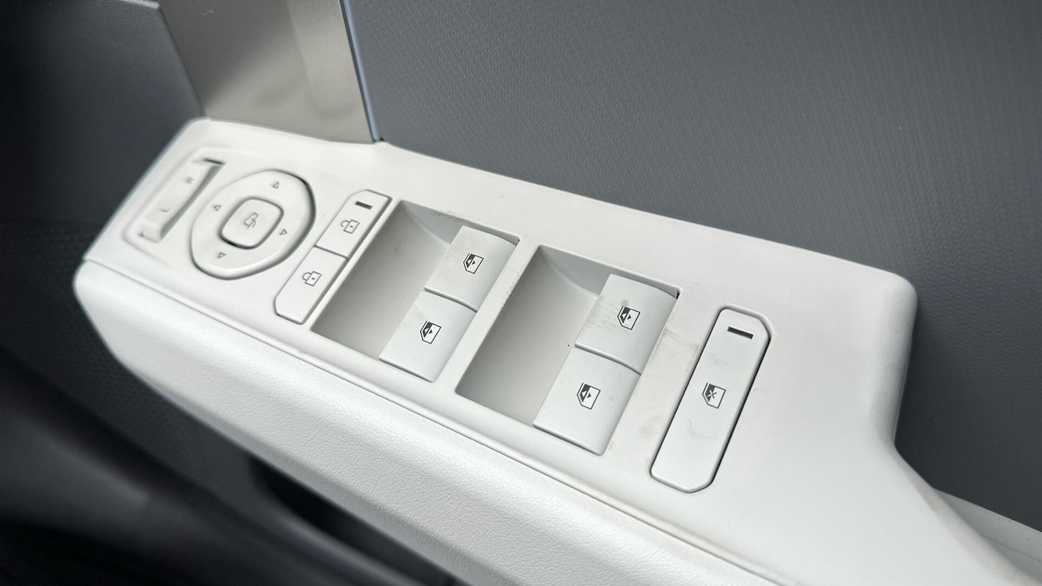 Used Kia EV3 2025 for sale - 76423524: Photo 23