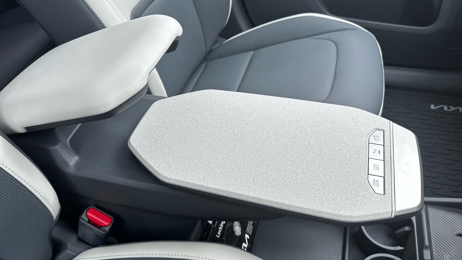 Used Kia EV3 2025 for sale - 76423524: Photo 28