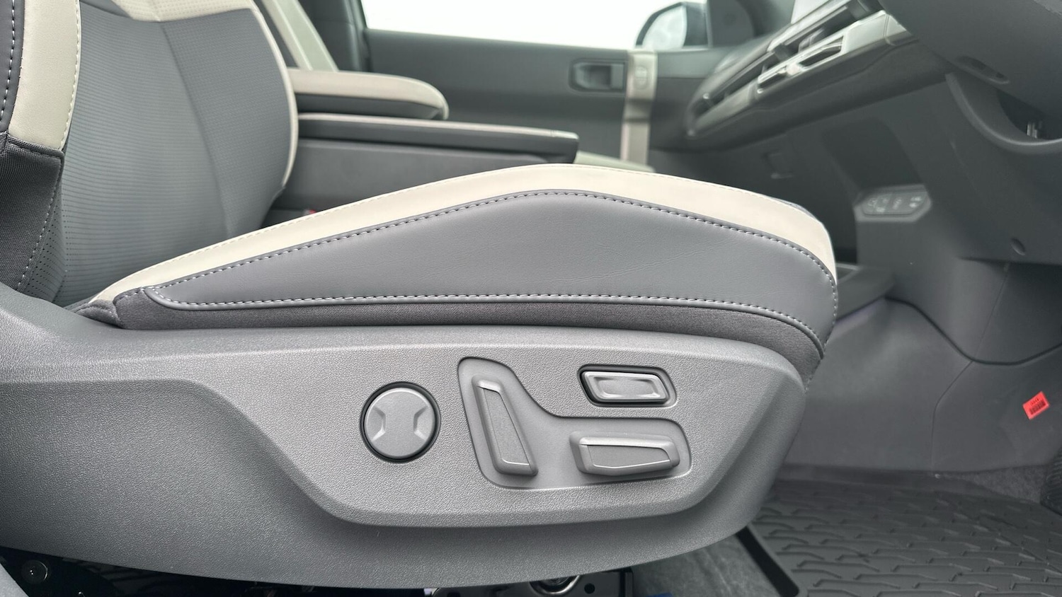 Used Kia EV3 2025 for sale - 76423524: Photo 31