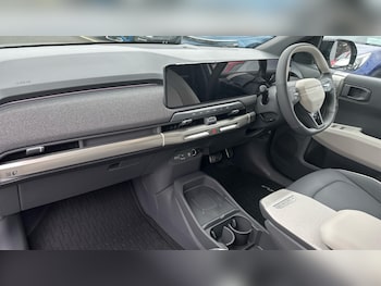 Used Kia EV3 2025 for sale - 76423524: Photo