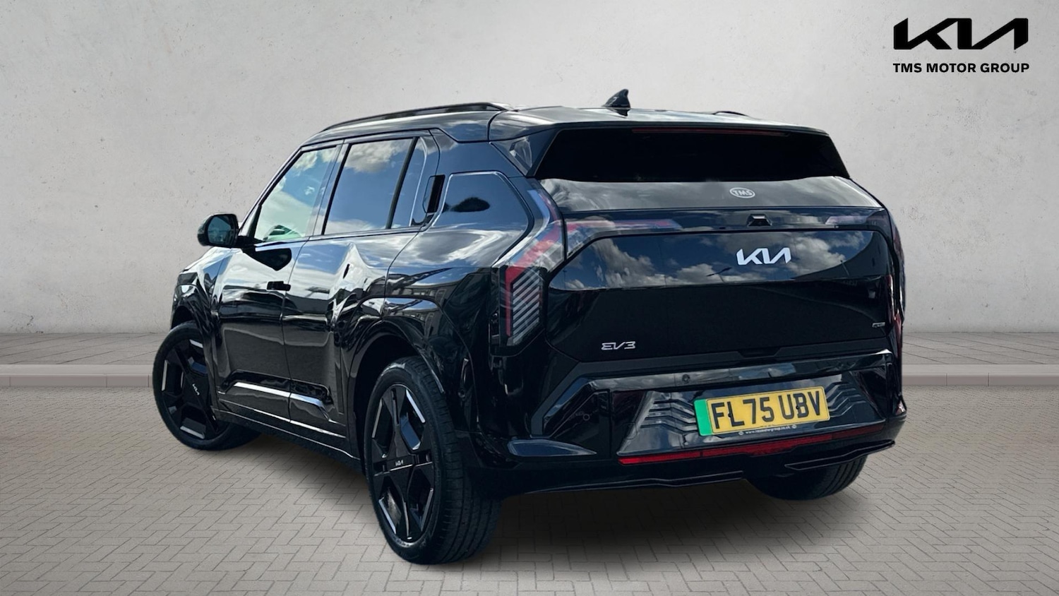 Used Kia EV3 2025 for sale - 76573406: Photo 2