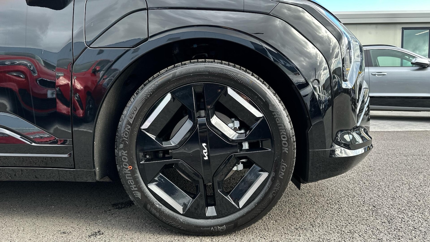 Used Kia EV3 2025 for sale - 76573406: Photo 5