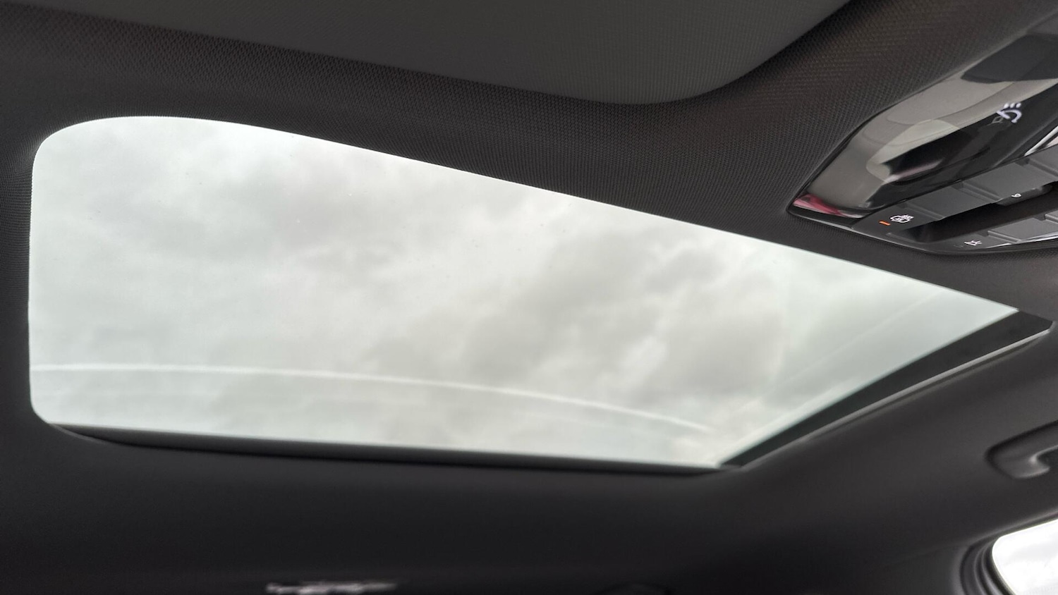 Used Kia EV3 2025 for sale - 76456815: Photo 14