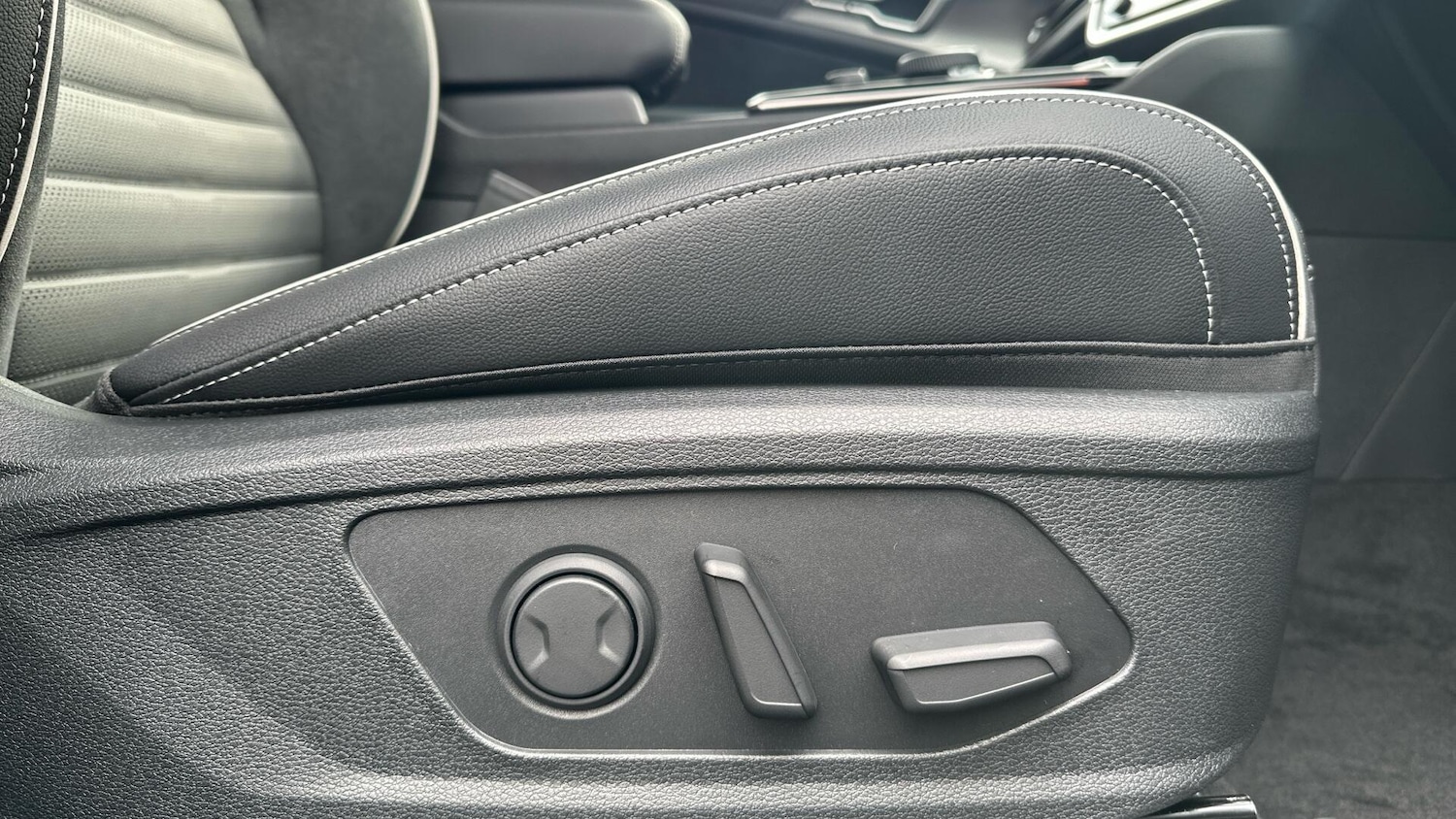 Used Kia Sportage 2025 for sale - 76336378: Photo 30