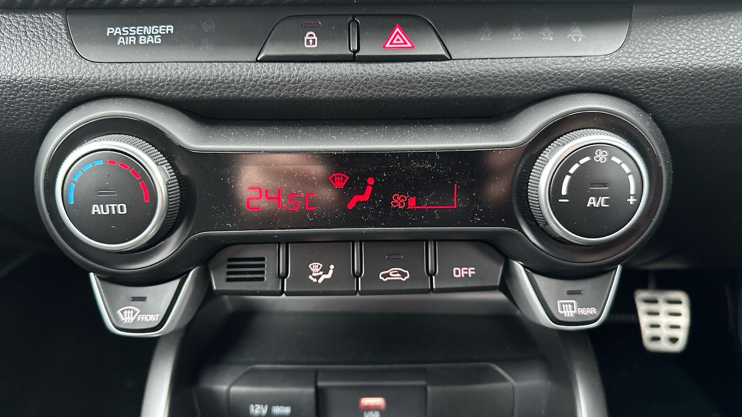 Used Kia Stonic 2025 for sale - 77073883: Photo 44