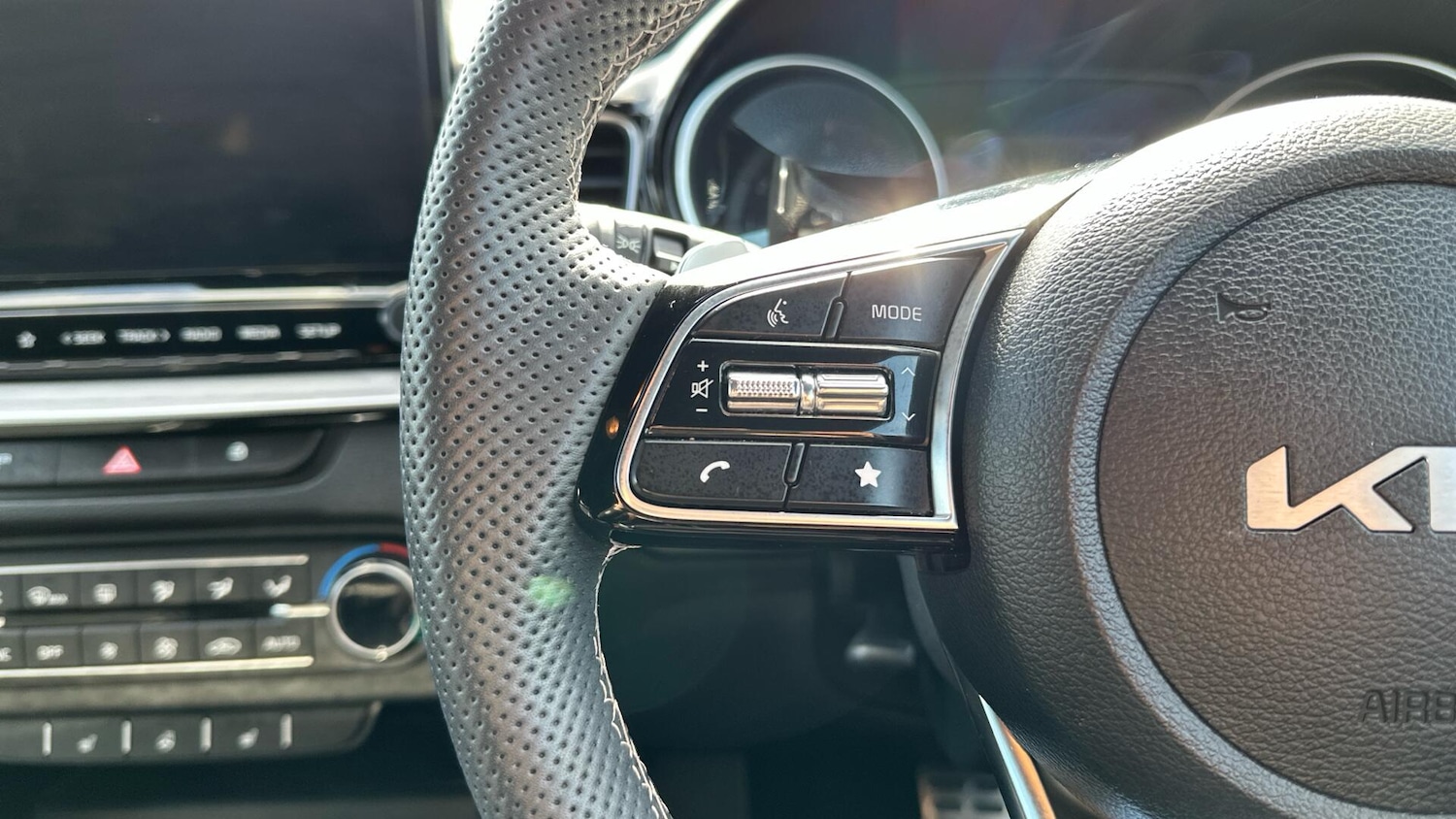 Used Kia Ceed 2025 for sale - 76336925: Photo 13