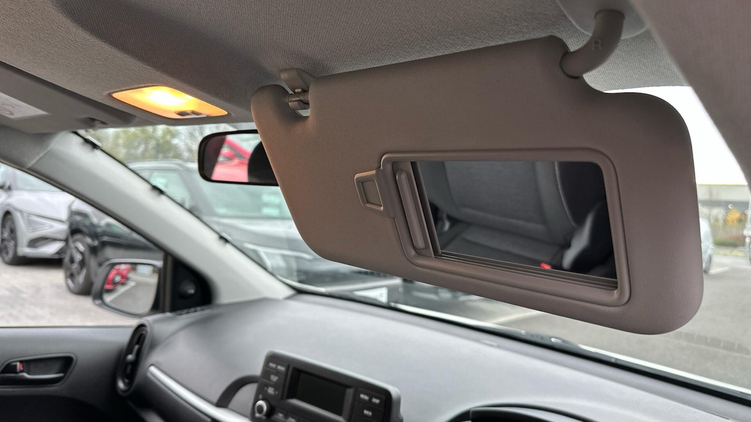 Used Kia Picanto 2018 for sale - 76527623: Photo 21