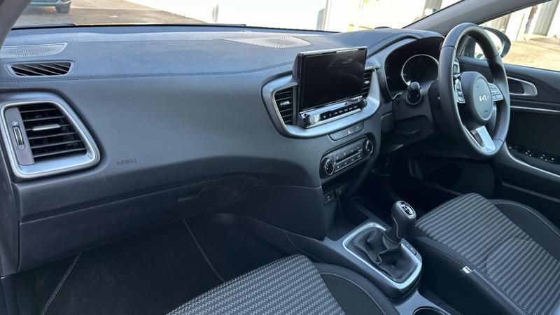 Used Kia Ceed 2024 for sale - 76512960: Photo 3