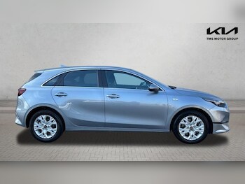 Used Kia Ceed 2024 for sale - 76512960: Photo