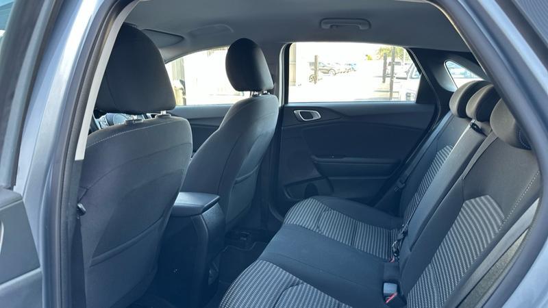 Used Kia Ceed 2024 for sale - 76512960: Photo 9