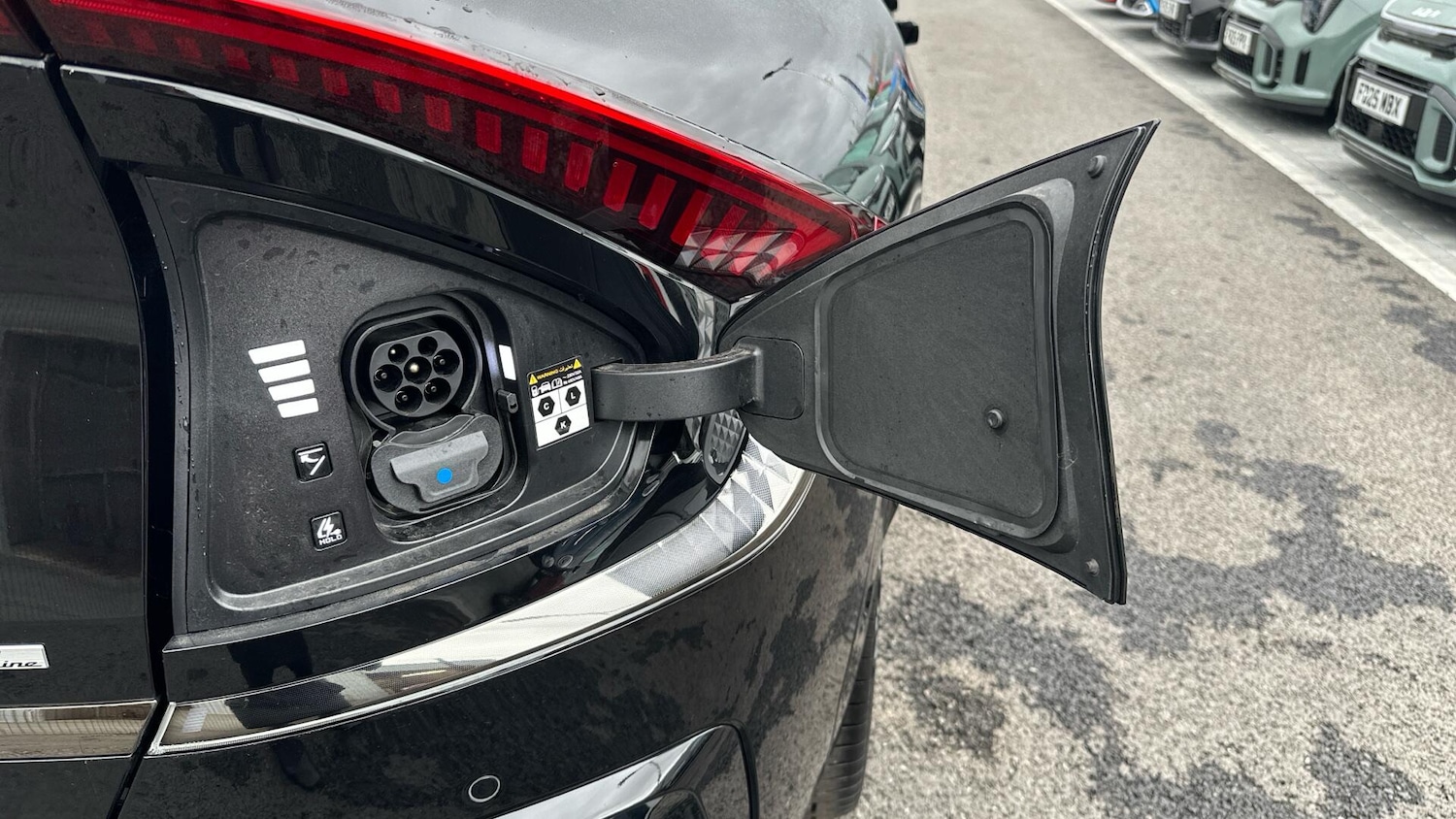 Used Kia EV6 2025 for sale - 76485591: Photo 9