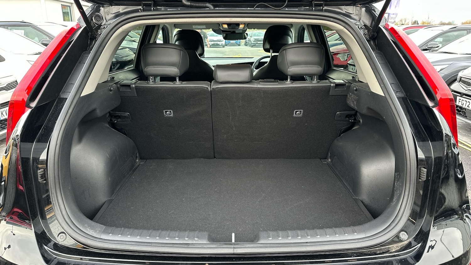 Used Kia Niro 2023 for sale - 76336772: Photo 8