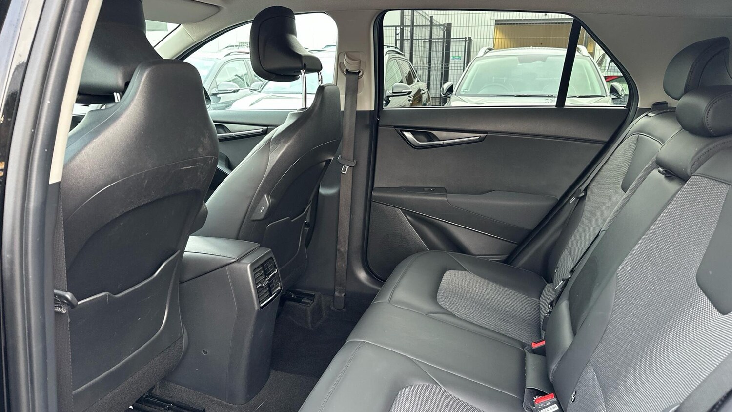 Used Kia Niro 2023 for sale - 76336772: Photo 9