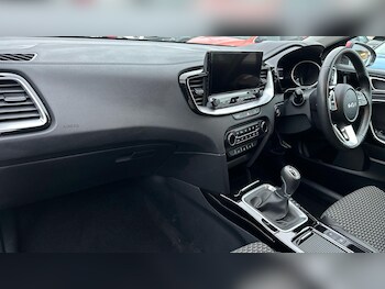 Used Kia Ceed 2024 for sale - 77216197: Photo