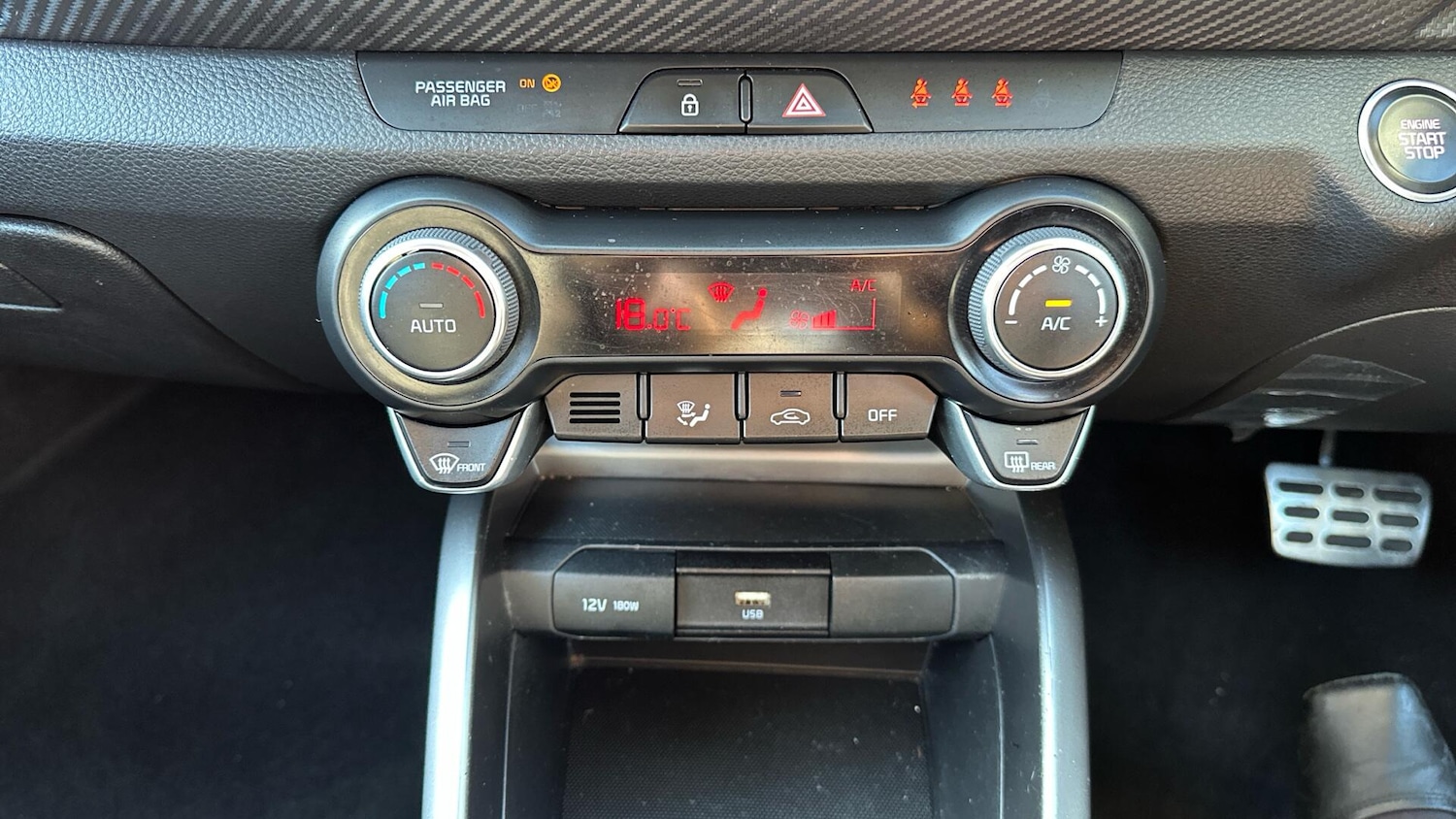 Used Kia Stonic 2024 for sale - 76336216: Photo 20