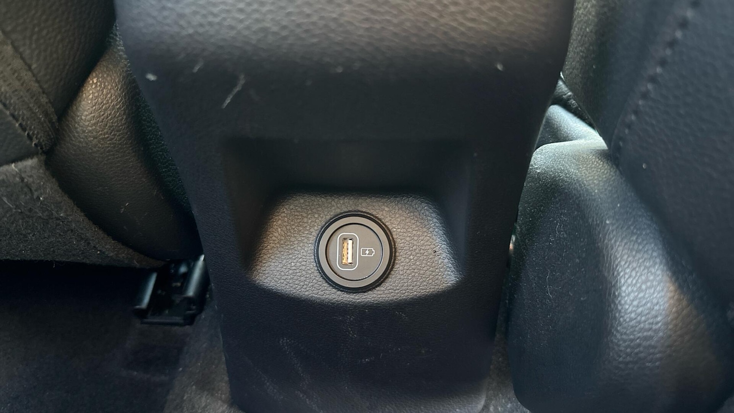 Used Kia Stonic 2024 for sale - 76336216: Photo 27