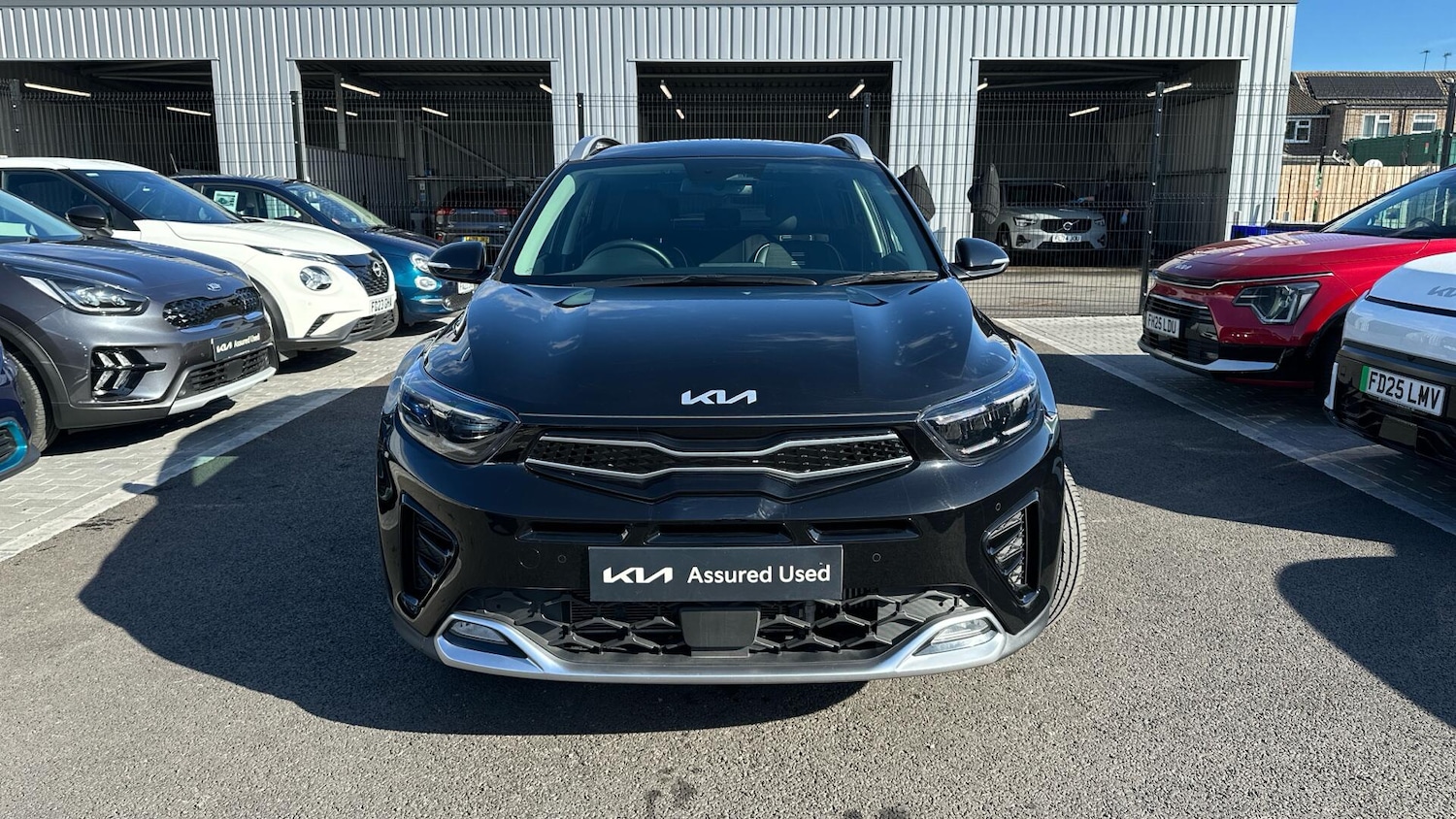 Used Kia Stonic 2024 for sale - 76336216: Photo 33