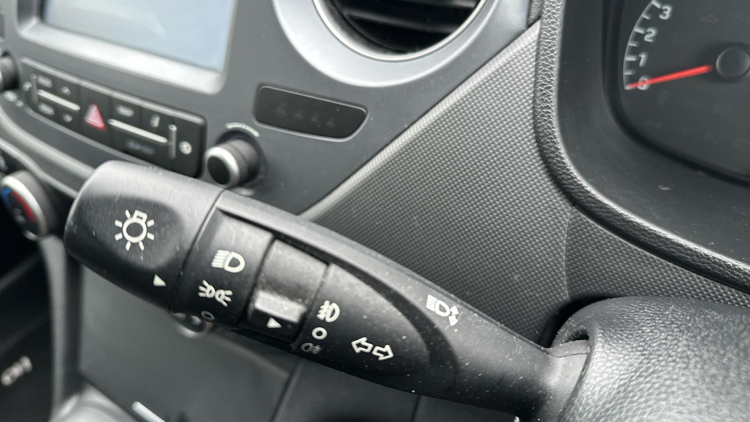 Used Hyundai i10 2019 for sale - 77598344: Photo 15